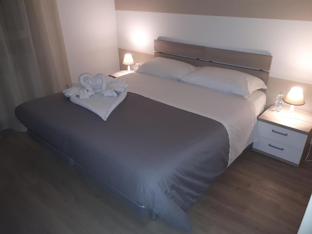 Residenza Miola Aparthotel Saronno Kültér fotó