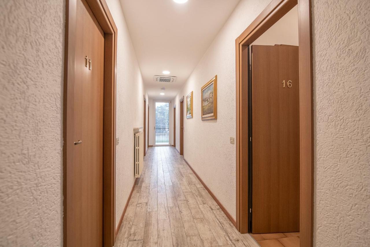 Residenza Miola Aparthotel Saronno Kültér fotó