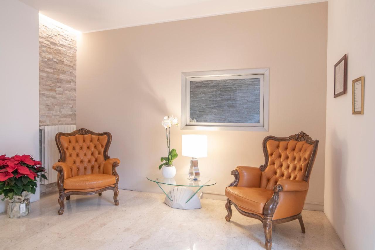 Residenza Miola Aparthotel Saronno Kültér fotó