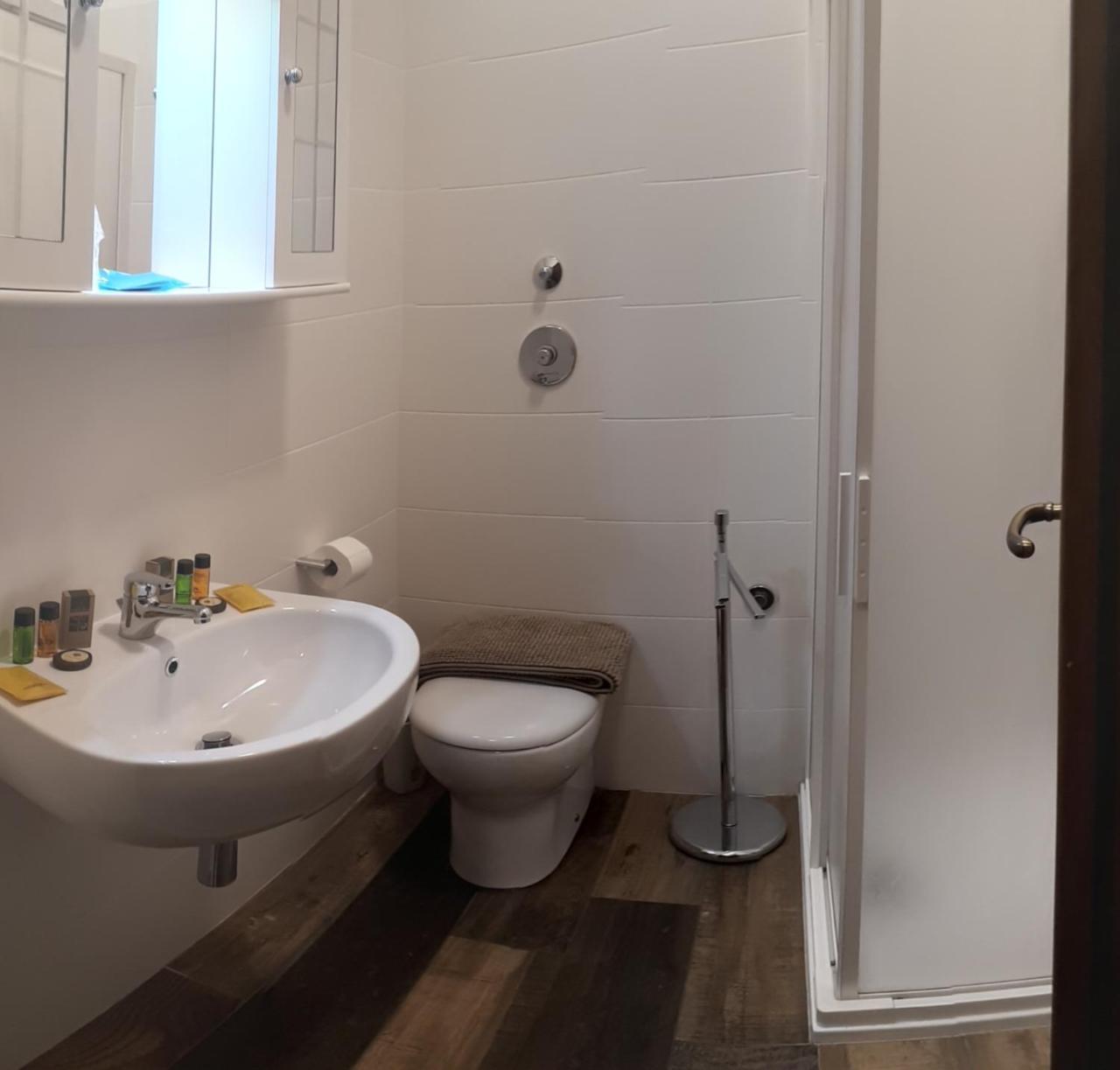 Residenza Miola Aparthotel Saronno Kültér fotó